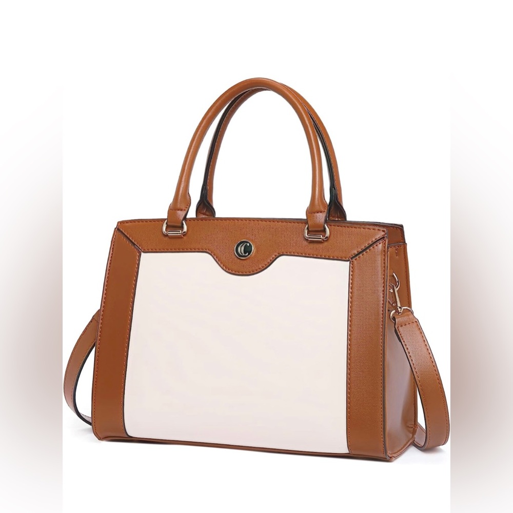 Elegant Tan and Cream Shoulder Bag
